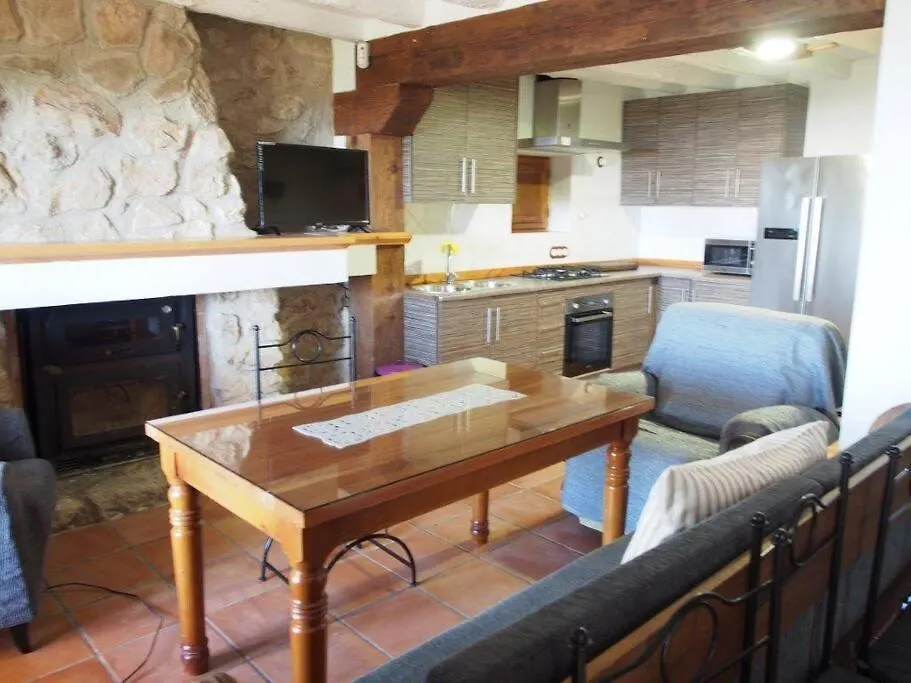 Chalet Alojamiento Encarnacion Torres